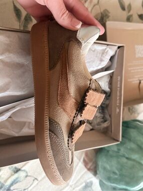 Dolce Vita Dress - suede sneakers